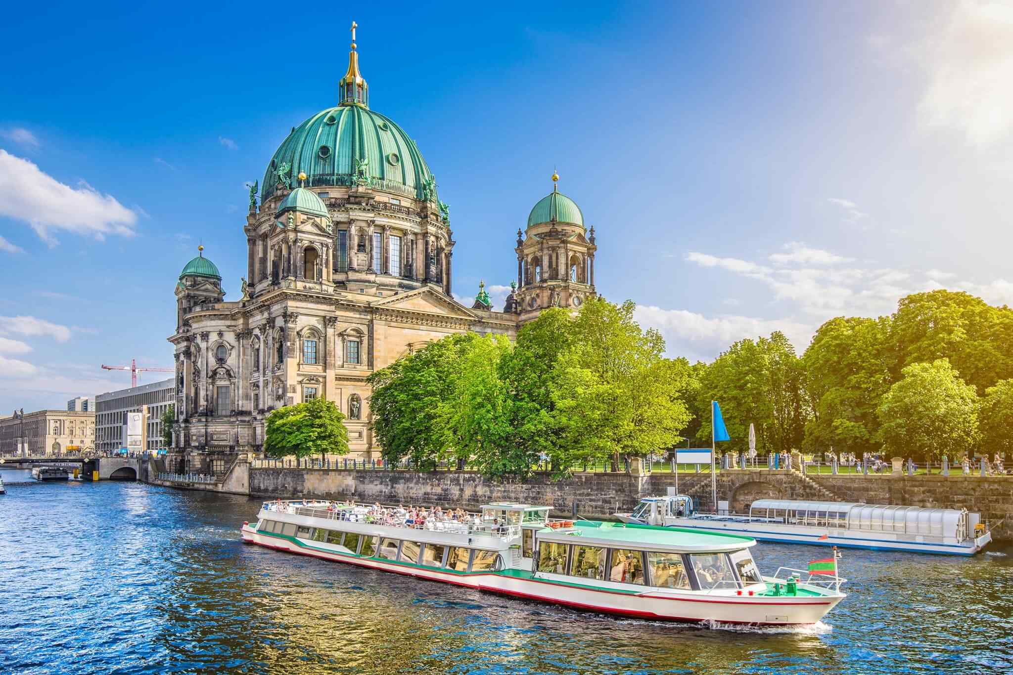 https://oriensegypt.com/wp-content/uploads/2018/09/destination-berlin-02.jpg